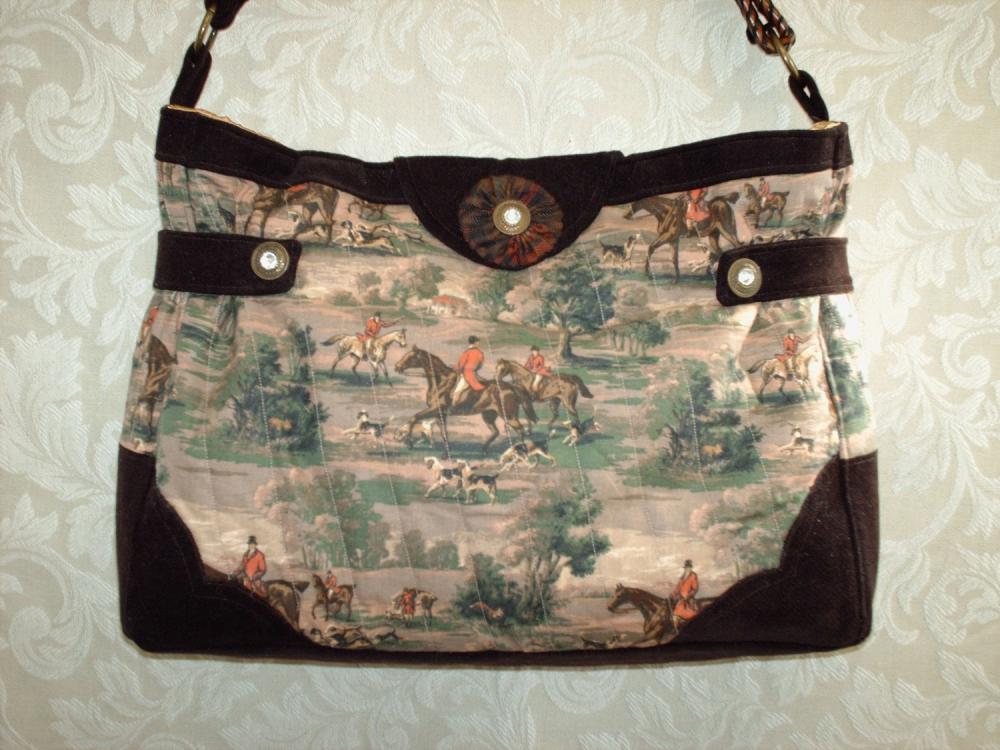 EQUESTRIAN FOX AND HOUND HUNT SCENE TOTE
